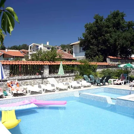 Augusta Hotel 2*